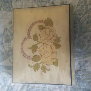 Vintage wooden music box with Inlay heart and flowers